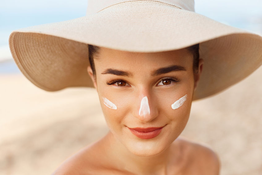 Best Sun Protection Tips for Skin and Hair:Keep Hydrated & Moisturized